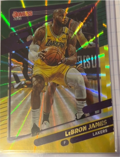 2021-22 Panini Donruss #12 LeBron James — front