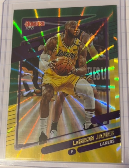 2021-22 Panini Donruss #12 LeBron James — front