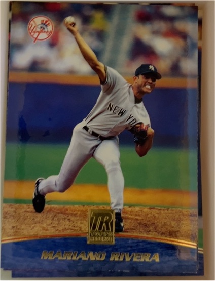 2001 Topps Reserve #40 Mariano Rivera — front