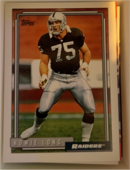 1992 Topps #124 Howie Long — front