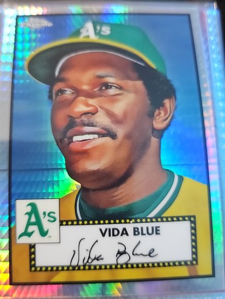 2021 Topps Chrome Platinum Anniversary #552 Vida Blue — front