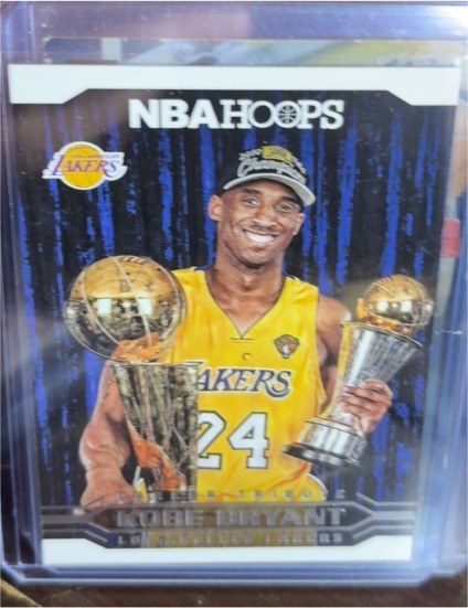 2017-18 Panini NBA Hoops #296 Kobe Bryant Career Tribute — front