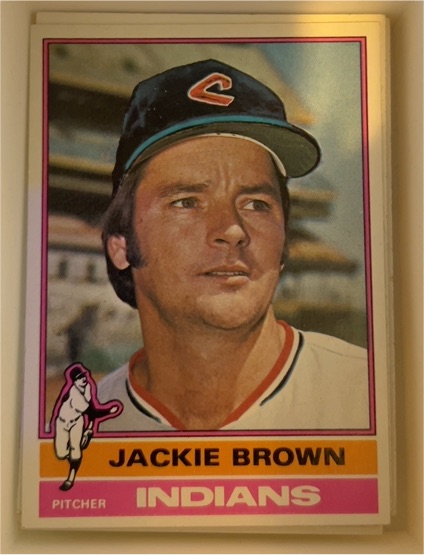 1976 Topps #301 Jackie Brown — front