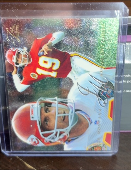 1995 Fleer Flair Preview #15 Joe Montana — front