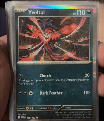 2015 Pokémon #088 Yveltal — front