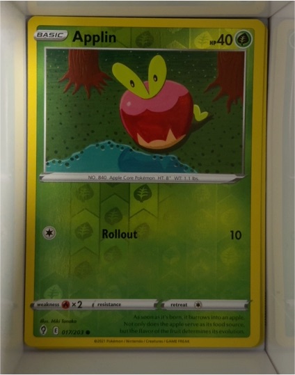 2021 Pokémon SWSH07 #017 Applin — front