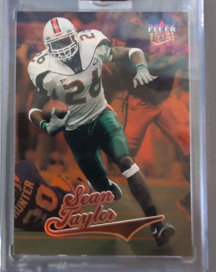 2004 Fleer Ultra #228 Sean Taylor Rookie Card — front