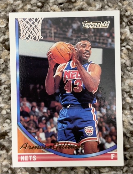 1993-94 Topps Gold #330 Armon Gilliam — front