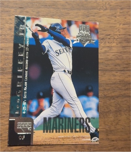 1998 Upper Deck #225 Ken Griffey Jr. — front