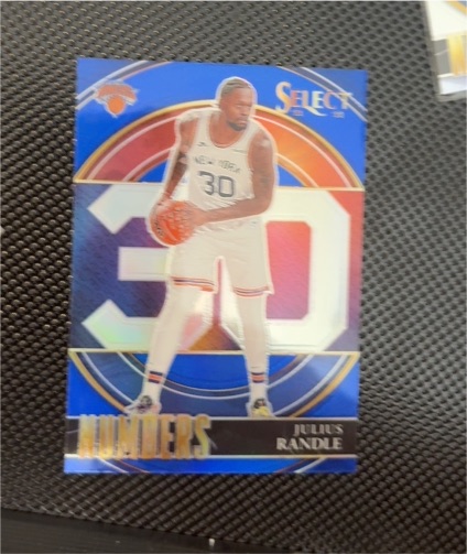 2021-22 Panini Select Numbers #27 Julius Randle — front