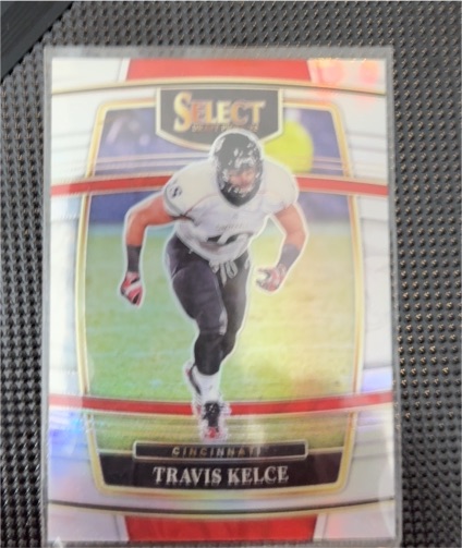 2022 Panini Select Draft Picks #30 Travis Kelce Concourse — front