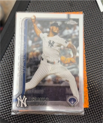 2025 Topps Chrome Update #USC152 Camilo Doval — front