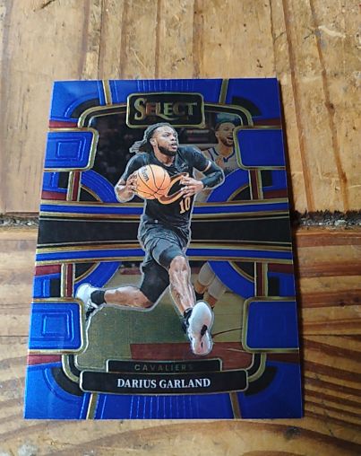 2023-24 Panini Select #50 Darius Garland Concourse Blue — front