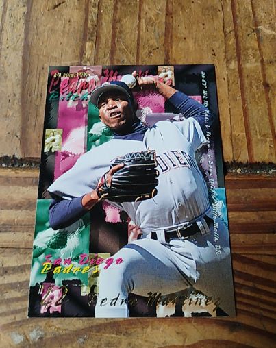 1995 Fleer #564 Pedro Martinez — front
