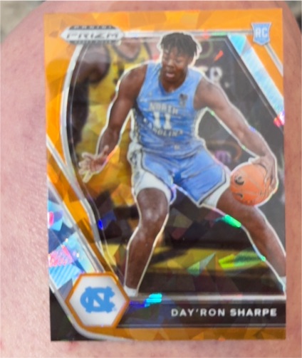 2021 Panini Prizm Draft Picks #25 Day'Ron Sharpe Orange Cracked Ice Rookie — front