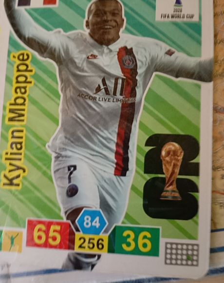 2022 Panini FIFA World Cup #256 Kylian Mbappé — front