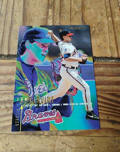 1995 Fleer #304 Tom Glavine — front