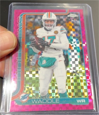 2025 Topps Chrome #186 Jaylen Waddle — front