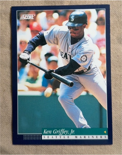 1994 Score #3 Ken Griffey Jr. Seattle Mariners — front