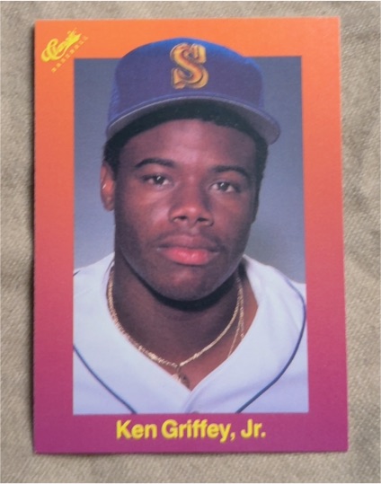 1989 Classic Update Orange Travel Edition #131 Ken Griffey Jr. — front