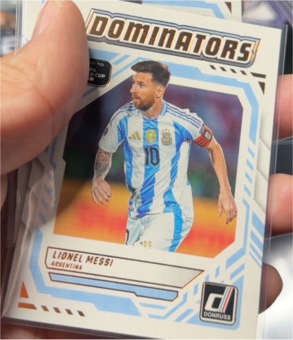 2025-26 Donruss #3 Dominators Lionel Messi — front