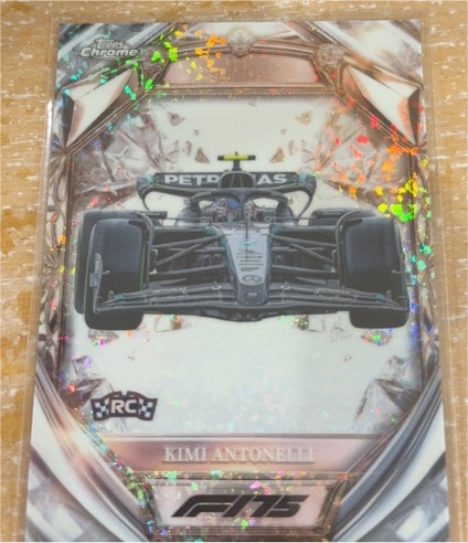 2025 Topps Chrome Formula 1 #D75-28 Kimi Antonelli Diamond 75th Anniversary — front