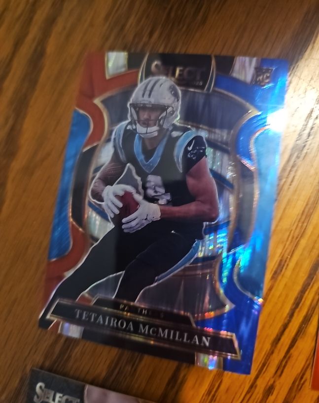 2025 Panini Select Prizm Concourse #44 Tetairoa McMillan — front
