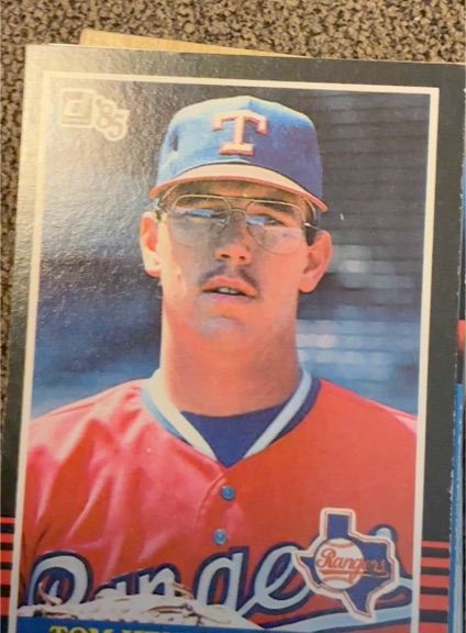 1985 Donruss #403 Tom Henke — front