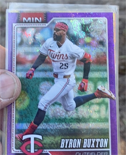 2026 Topps Series 1 #255 Byron Buxton — front