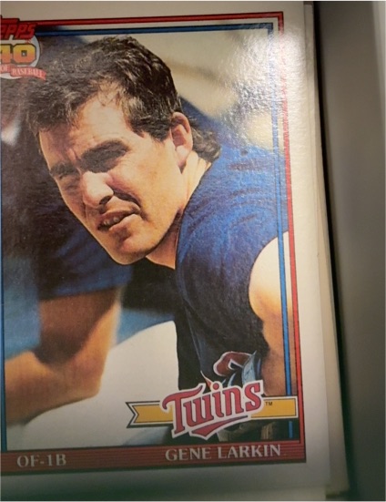 1991 Topps #102 Gene Larkin — front