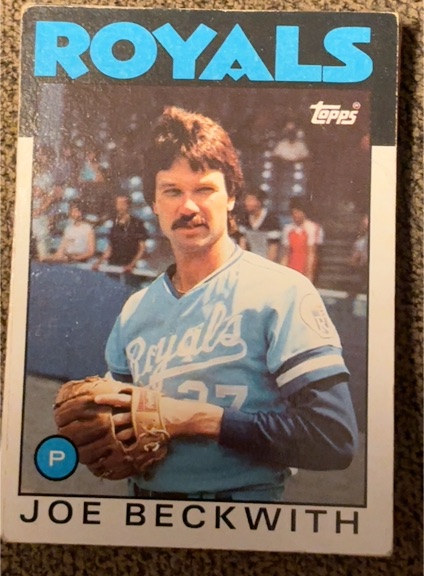 1986 Topps #562 Joe Beckwith — front