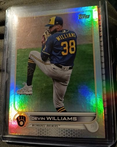 2022 Topps #26 Devin Williams — front