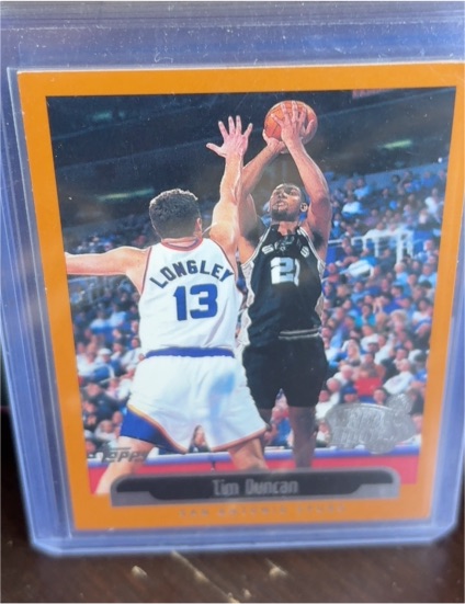 1999-00 Topps #121 Tim Duncan — front