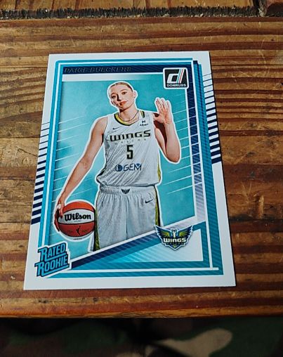 2025 Panini Donruss WNBA #86 Paige Bueckers — front