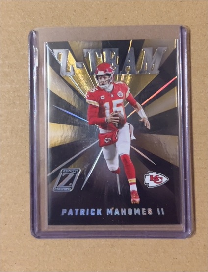 2022 Panini Zenith Z-Team #ZT-2 Patrick Mahomes II — front