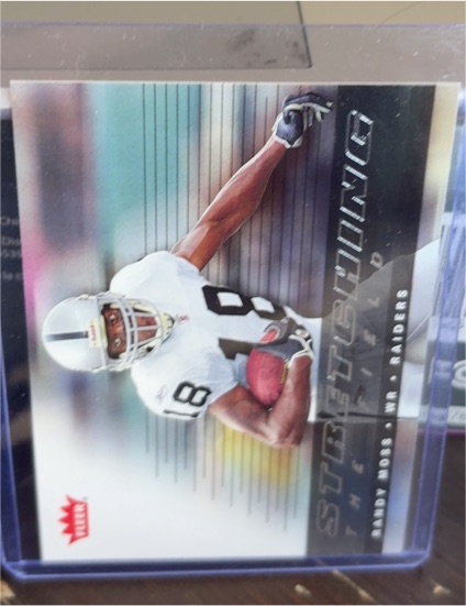 2006 Fleer Stretching the Field #SF-RM Randy Moss — front