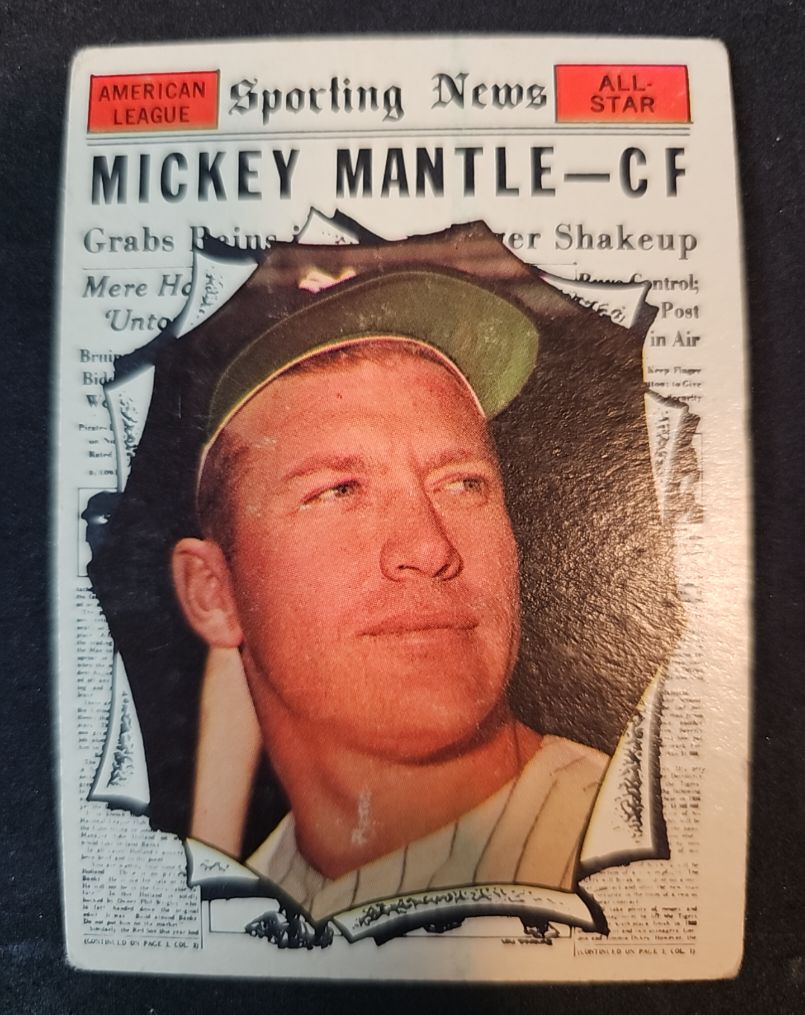 1961 Topps #578 Mickey Mantle — front