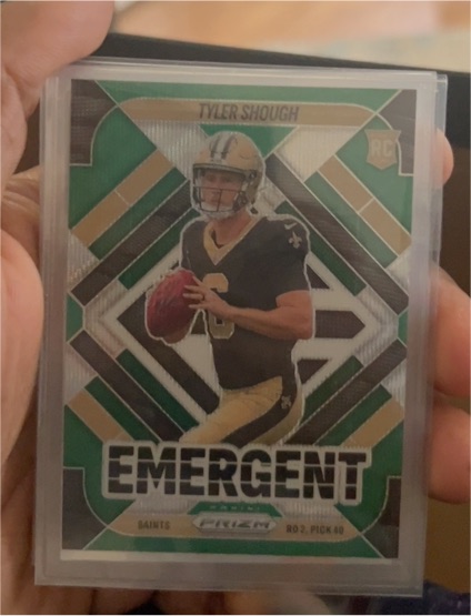 2025 Panini Prizm #8 Tyler Shough Emergent Green Wave Prizm Rookie — front
