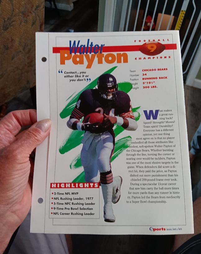 1994 Sports Heroes Feats & Facts Football Champions #9 Walter Payton — front