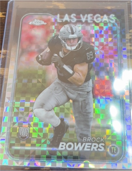 2024 Topps Chrome #207 Brock Bowers — front