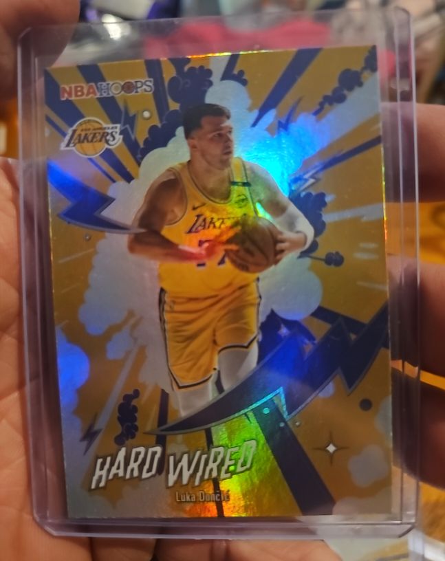 2026 Topps NBA Hoops Hard Wired Insert #HW-3 Luka Dončić — front