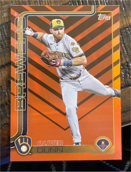 2025 Topps Update Series #US169 Oliver Dunn — front