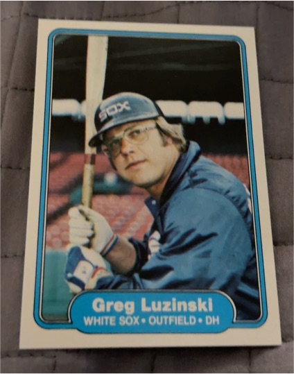 1982 Fleer #352 Greg Luzinski — front