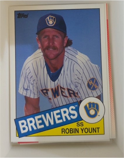 1985 Topps #37 Robin Yount — front