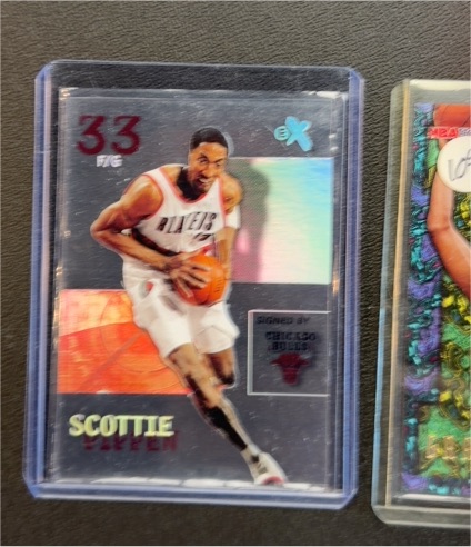2003-04 Fleer E-X #53 Scottie Pippen — front