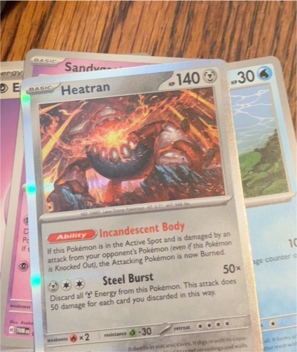 2022 Pokémon TCG SV06: Twilight Masquerade #123 Heatran — front