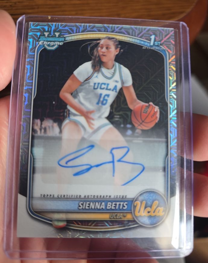 2025-26 Topps Bowman Chrome #BCP-13 Sienna Betts — front