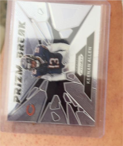2024 Panini Prizm #8 Keenan Allen Prizm Break Chicago Bears — front