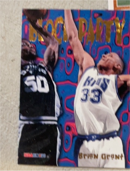 1995-96 SkyBox NBA Hoops #6 Brian Grant Block Party Sacramento Kings — front