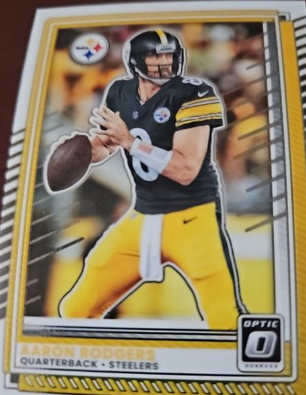 2025 Panini Donruss Optic #75 Aaron Rodgers — front